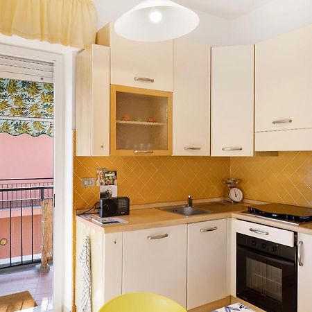 Attico Cielo E Mare Apartman Spotorno Kültér fotó