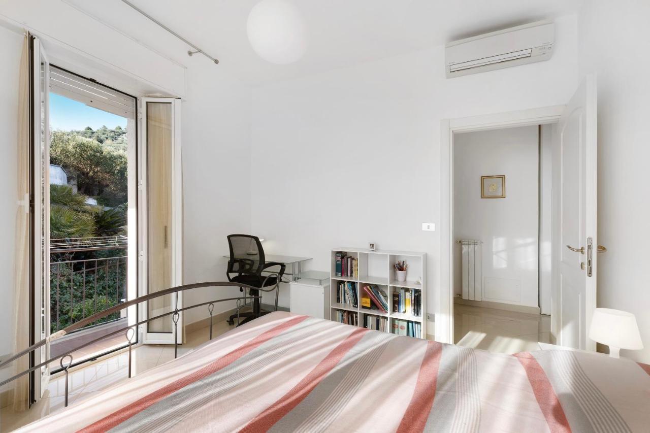 Attico Cielo E Mare Apartman Spotorno Kültér fotó